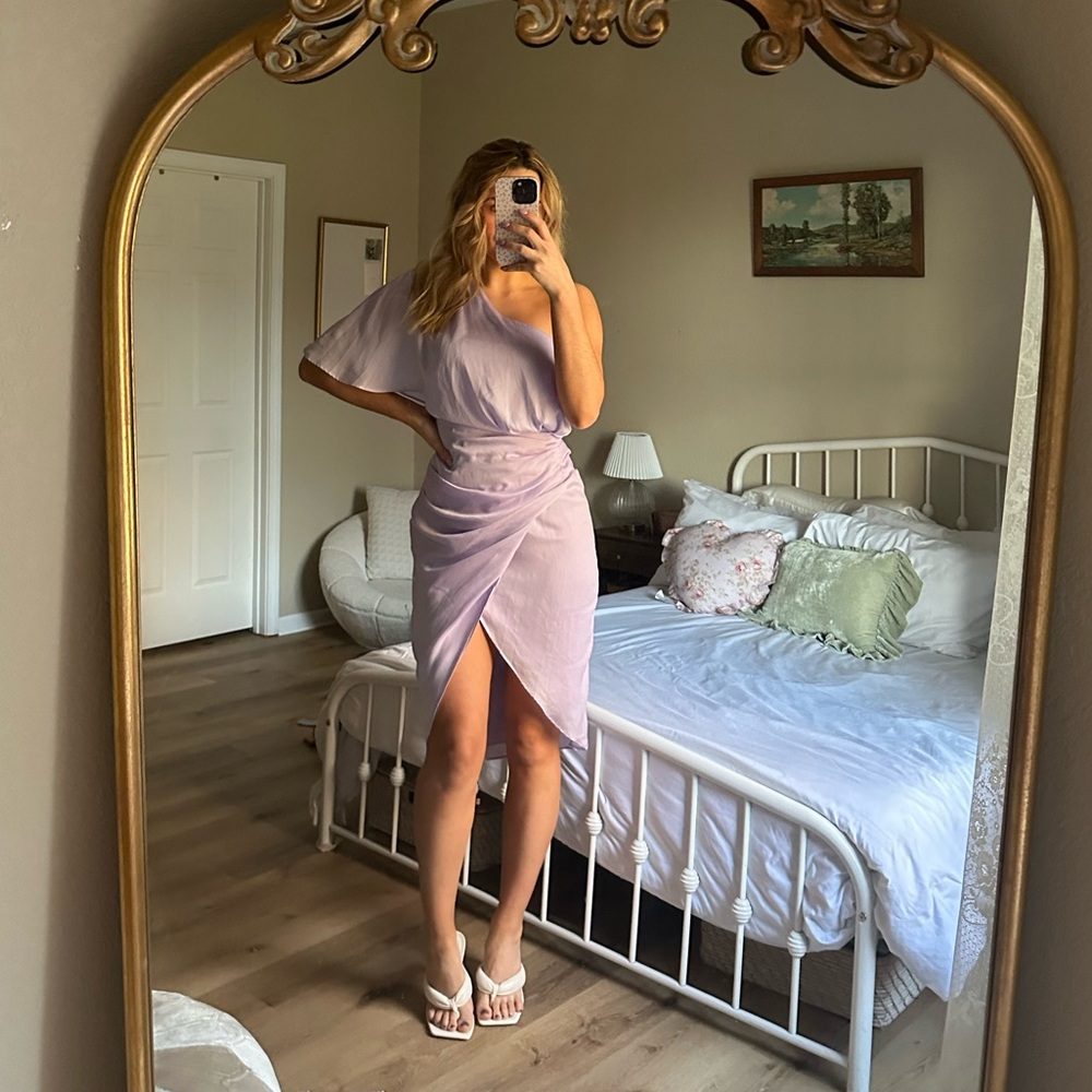 Lavender One-Shoulder Formal Dress